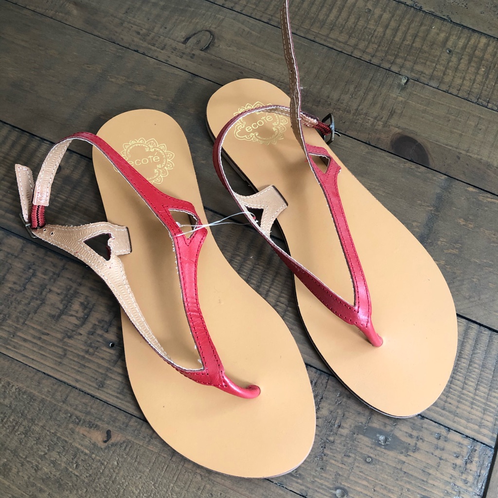 Nwot Thong Sandals
